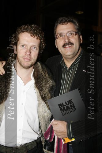 Amsterdam 16 december 2006
Premier Blue man in Amsterdam. Henk Krol met vriend