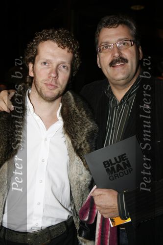 Amsterdam 16 december 2006
Premier Blue man in Amsterdam. Henk Krol met vriend