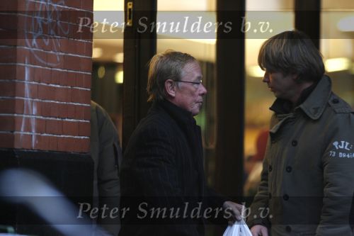 Amsterdam 11 januari 2007
Jack Spijkerman met wind tegen op de cornelis schuytstraat.