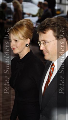 Amsterdam 13 december 2006
Prins Clausprijzen in het ij theater met Maxima Mabel Wisse Smit Prinses Laurentien Koningin Beatrix Prins Friso en Prins Constantijn.