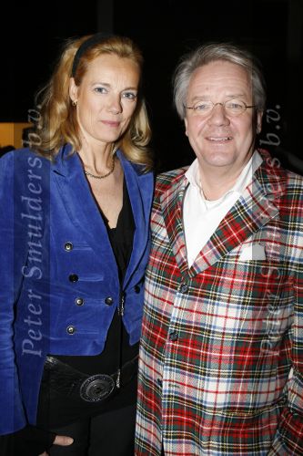 Amsterdam 16 december 2006
Premier Blue man in Amsterdam. Marijke Schaaphok en Guido Maas