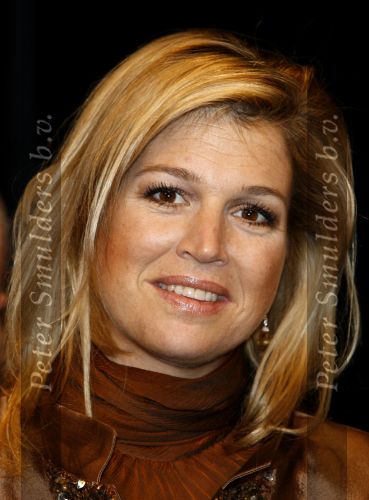 Amsterdam 13 december 2006
Prins Clausprijzen in het ij theater met Maxima Mabel Wisse Smit Prinses Laurentien Koningin Beatrix Prins Friso en Prins Constantijn.