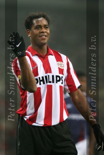 Eindhoven, 23 December 2006 Kompetitiewedstrijd PSV-Willem II , eindstand 4-0 Seizoen 2006/2007
Patrick Kluivert gaf 2 mooie assists en daardoor kwam PSV snel op 2-0