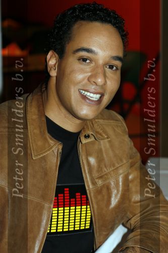 Hilversum 27 december 2006
Wendy van Dijk bij de presentatie van de finalisten  van The X factor.  Ruben