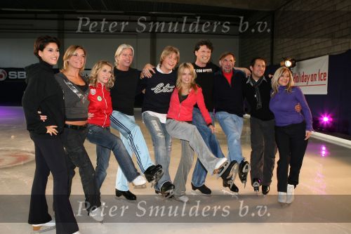 Amsterdam, 8 Januari 2007
Perspresentatie  Sterren Dansen op het ijs 2007
v.l.n.r.: Kristina Bozilovic TMF Gallyon v Vessem Elle v Rijn Dries Roelvink  Thomas Berge Sita Zangeres Bram Westerweel Arend Langenberg Joost Blijlevens en Corry Konings