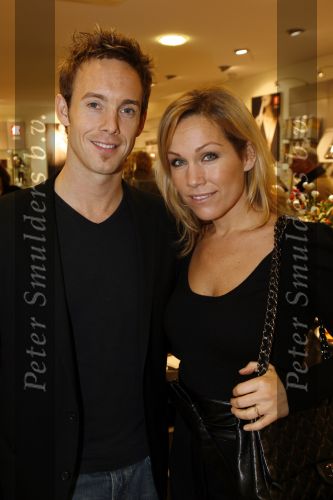 Amsterdam 19 december 2006
Opening winkel pc hooftstraat met Tanja Jess en Charly Luske.