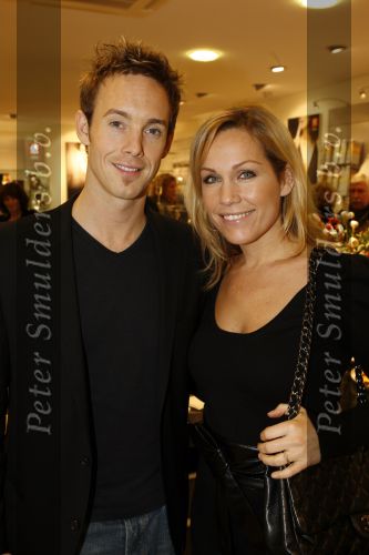 Amsterdam 19 december 2006
Opening winkel pc hooftstraat met Tanja Jess en Charly Luske.