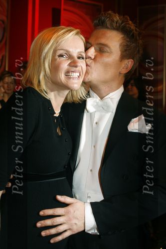 Hilversum 14 december 2006
Dancing with the stars. Bastiaan Ragas met zijn zwangere vrouw Tooske Breugem Ragas