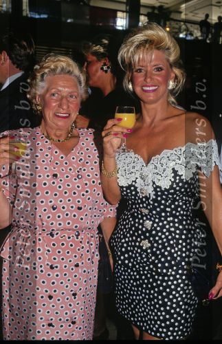 30 Augustus 1989
Vanessa ( Connie Breukhoven ) samen met haar inmiddels overleden moeder