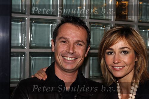 Hilversum 27 december 2006
Wendy van Dijk bij de presentatie van de finaliste van The X factor. Wendy met haar broer Mike