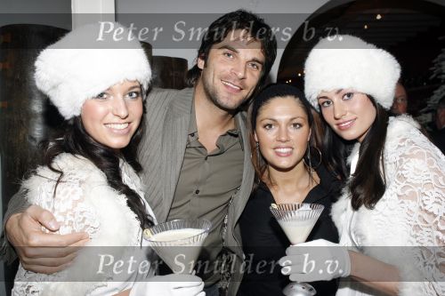 Naarden 18 december 2006
Princess kerstborrel in het arsenaal. Xander de Buisonje en Belle Perez