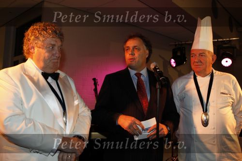 Amstelveen 12 december 2009
Kerstborrel Princess in het cobra museum. Aad Ouborg met Cas Spijkers en Tony Eyk
Peter Smulders bv