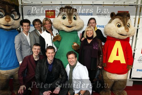 Den Haag 12 december 2009
Premiere in Pathe den Haag. stemmen cast met oa Willeke Alberti Johnny de Mol Thomas Berge Levi v Kempen Sipke Jan Bousema en Toine v Peperstraten. Alvin and the Chipmunks
Peter Smulders bv