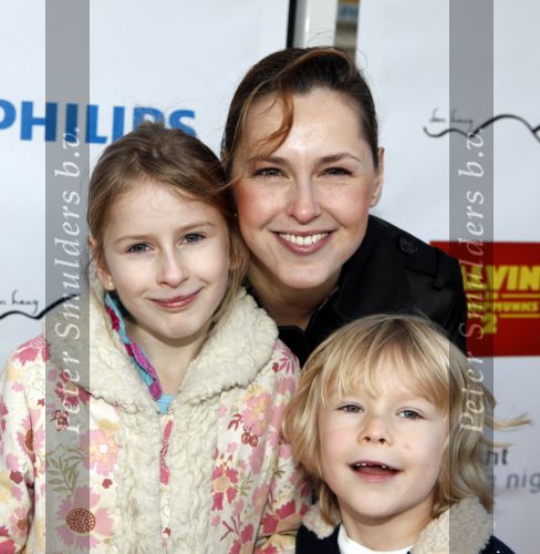 Den Haag 12 december 2009
Premiere in Pathe den Haag. Anniko v Santen met kinderen
Peter Smulders bv