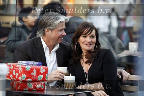 Amsterdam 16 december 2009
Dries Roelvink met zijn nieuwe vriendin  Honoria aan het winkelen in winkelcentrum Gelderlandplein.
Peter Smulders bv