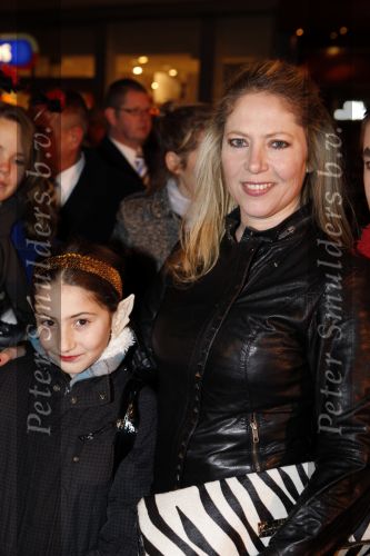 Amsterdam 14 december 2009
Premiere Anubis en de wraak van Argnus in Tuschinski. Fiona Hering met dochter
Peter Smulders bv