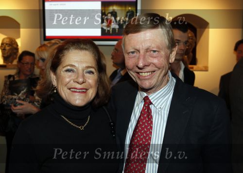 Amsterdam 18 december 2009
Premiere kerstcircus van henk v d Meyden in carre. Gijs v Lennep met vrouw
Peter Smulders bv