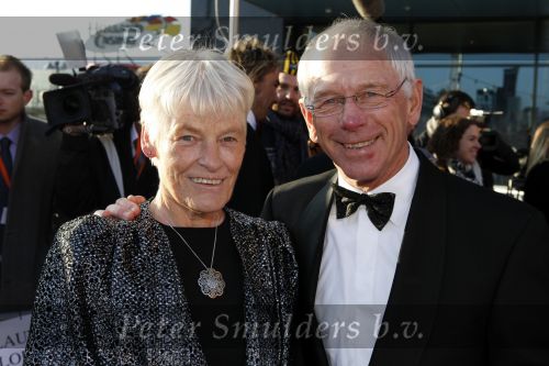 Leeuwarden 13 december 2009
Premiere helden van 1963 in het WTC. Henk Gemser met vrouw en Lottie Hellingman
Peter Smulders bv
