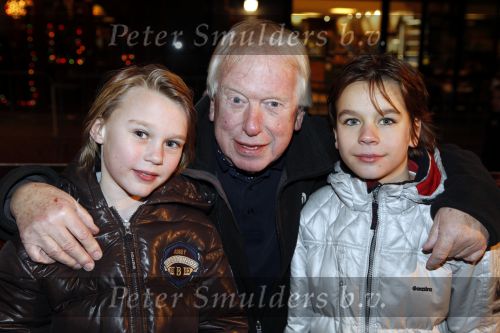 Amsterdam 14 december 2009
Premiere Anubis en de wraak van Argnus in Tuschinski. Hero Muller met kleinkinderen
Peter Smulders bv