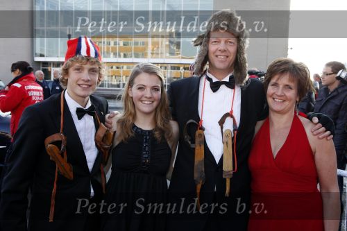 Leeuwarden 13 december 2009
Premiere helden van 1963 in het WTC. Martijn Lakemeijer mey zus en ouders
Peter Smulders bv