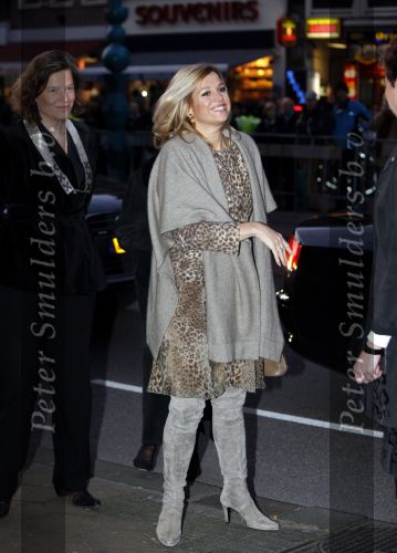 Amsterdam 15 december 2009
Prinses Maxima opent expositie  \