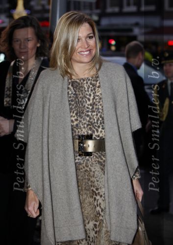 Amsterdam 15 december 2009
Prinses Maxima opent expositie  \