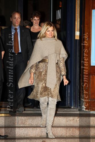 Amsterdam 15 december 2009
Prinses Maxima opent expositie  \