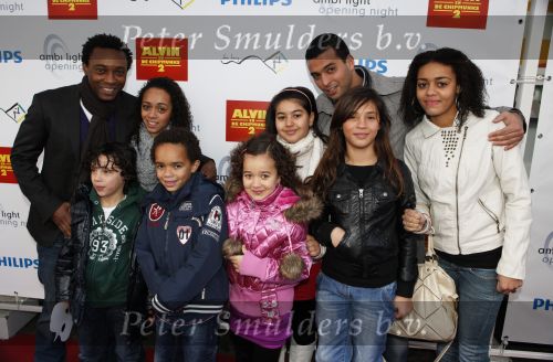 Den Haag 12 december 2009
Premiere in Pathe den Haag. Regi Blinker met kinderen en Zouf met kinderen
Peter Smulders bv