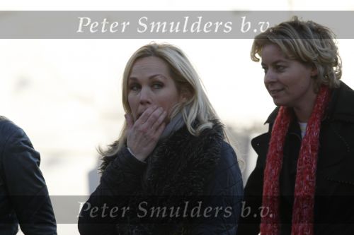 Amsterdam 12 december 2009
Tanja Jess zet zich in voor de stichting blue ribbon (prostaatkanker)
op de pc hooftstraat.
Peter Smulders bv