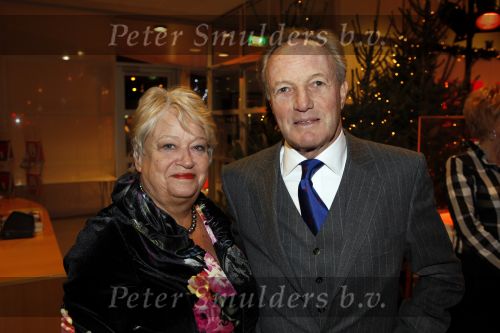 Amstelveen 12 december 2009
Kerstborrel Princess in het cobra museum. Tom Okker met zijn vrouw
Peter Smulders bv
