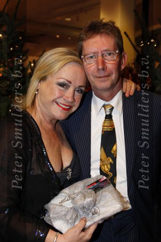 Amstelveen 12 december 2009
Kerstborrel Princess in het cobra museum. Viola en Peter Holt
Peter Smulders bv
