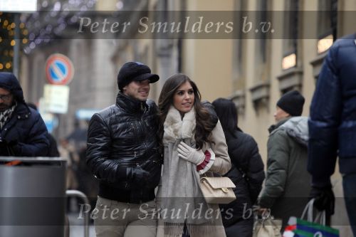 Milaan 21 december 2009
Wesley Sneijder en zijn vriendin  Yolanthe Cabau v Kasbergen shoppend in Milaan. Ze wonen in een parchtig appartement in het centrum van Milaan.
Peter Smulders bv