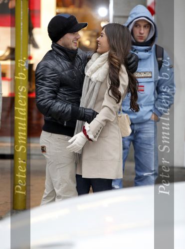Milaan 21 december 2009
Wesley Sneijder en zijn vriendin  Yolanthe Cabau v Kasbergen shoppend in Milaan. Ze wonen in een parchtig appartement in het centrum van Milaan.
Peter Smulders bv