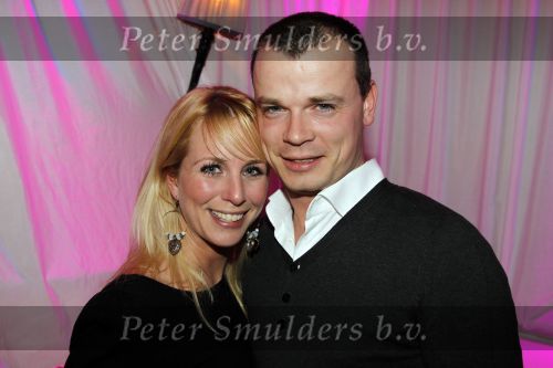 Uitgeest 17 januari 2011
Nieuwjaarsreceptie Henk Geels in Bobs saloon. Alexandra Alphenaar met vriend
Peter Smulders bv