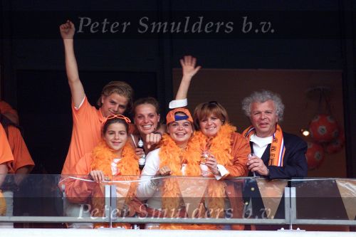 Amsterdam 11 juni 2000

Nederland-Tjechie 1-0 tijdens EK
Annetrije de Kroes met haar familie

Peter Smulders BV