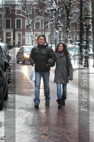 Utrecht, 22 December 2010
Bas Westerweel met zijn nieuwe vriendin Vivian Persijn
Foto Peter Smulders Bv