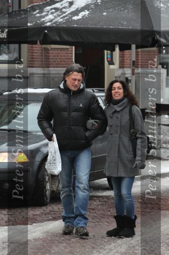 Utrecht, 22 December 2010
Bas Westerweel met zijn nieuwe vriendin Vivian Persijn
Foto Peter Smulders Bv