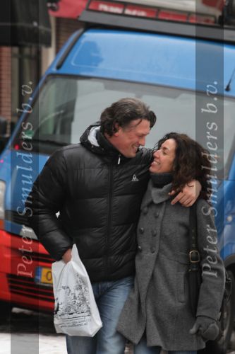 Utrecht, 22 December 2010
Bas Westerweel met zijn nieuwe vriendin Vivian Persijn
Foto Peter Smulders Bv