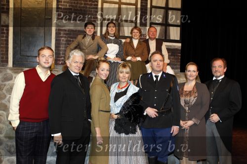 Sliedrecht 6 januari 2011
Presentatie musical over de watersnoodramp in 1953 met oa Ben Cramer Filip Bolluyt  Joke de Kruif Marleen v d Loo en Marcel Smid
Peter Smulders bv