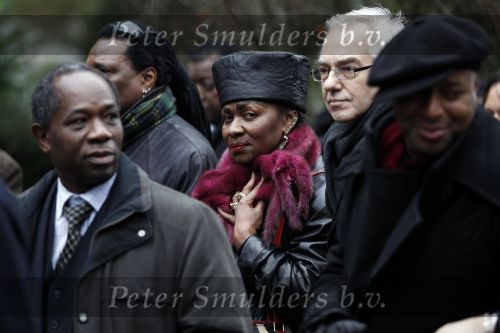 Amsterdam 8 januari 2011
Herdenkingsdienst en begrafenis in stadschouwburg en zorgvlied van Bobby Farell. originele Boney M leden
Peter Smulders bv