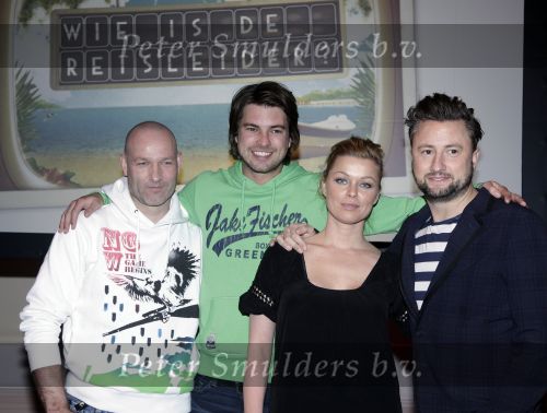 Hilversum 4 januari 2011
Presentatie programma de reisleider met Bridget Maasland Rik Brandsteder Dennis Weening en Eddy Zoey in studio 21
Peter Smulders bv