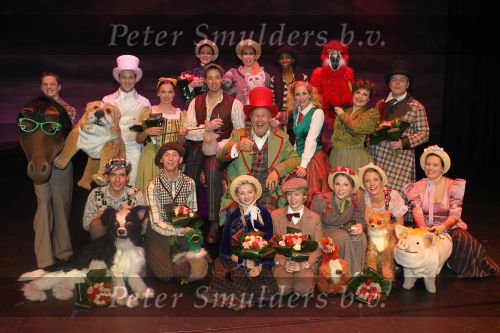 Zoetermeer, 19 December 2010
Premiere in het stadstheater van de musical Dr. Dolittle
Cast met de hoofdrolspelers Edwin Rutten en Alexandra Alphenaar
Foto Peter Smulders BV