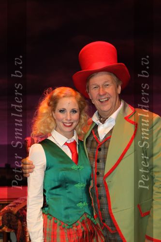 Zoetermeer, 19 December 2010
Premiere in het stadstheater van de musical Dr. Dolittle
Cast met de hoofdrolspelers Edwin Rutten en Alexandra Alphenaar
Foto Peter Smulders BV