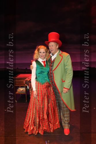 Zoetermeer, 19 December 2010
Premiere in het stadstheater van de musical Dr. Dolittle
Cast met de hoofdrolspelers Edwin Rutten en Alexandra Alphenaar
Foto Peter Smulders BV