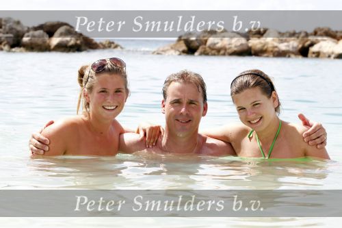 Curacao 31 december 2010
Erik en Gea Breukink met hun dochters en schoonzoon op vakantie op Curacao.
Peter Smulders bv