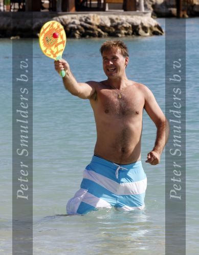 Curacao 31 december 2010
Erik en Gea Breukink met hun dochters en schoonzoon op vakantie op Curacao.
Peter Smulders bv