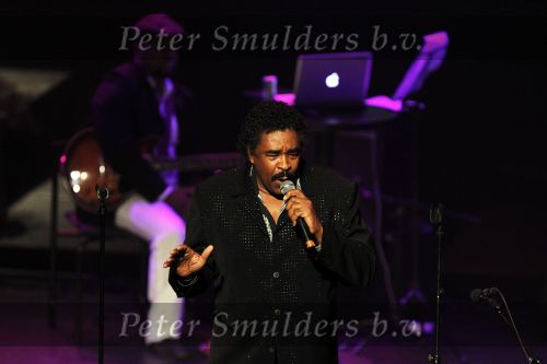 Amsterdam 8 januari 2011
Herdenkingsdienst en begrafenis in stadschouwburg en zorgvlied van Bobby Farell. George Mc Cray met vrouw Yvonne
Peter Smulders bv