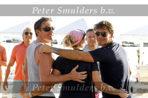 Curacao 24 december 2010
Gerard Joling en Jeroen v d Boom op het strand van Mambo Beach op Curacao.
Peter Smulders bv