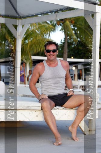 Curacao 24 december 2010
Gerard Joling op het strand van Mambo Beach op Curacao.
Peter Smulders bv