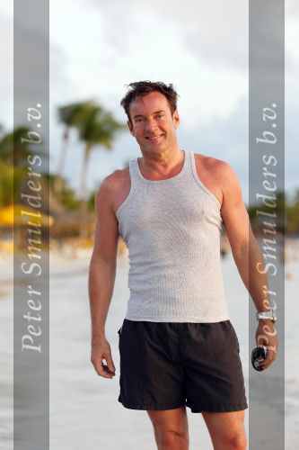 Curacao 24 december 2010
Gerard Joling op het strand van Mambo Beach op Curacao.
Peter Smulders bv